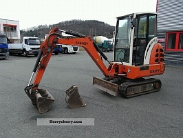   SCHAEFF HM25 Excavator