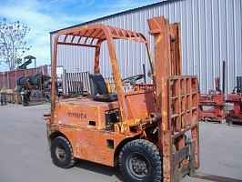   TOYOTA FORK LIFT FG20