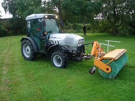   LAMBORGHINI TRACTOR RS.80