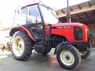   ZETOR () 4320