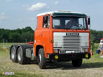   SCANIA () 111