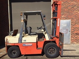   NISSAN FORK LIFT GF03