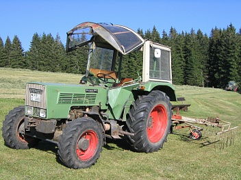   FENDT () Farmer 104S