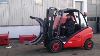   Linde () H30 Fork Lift