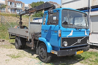   VOLVO () F612