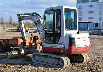   TAKEUCHI () TB135