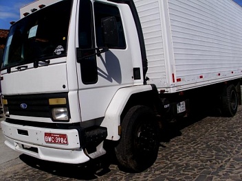   FORD () Cargo 1317