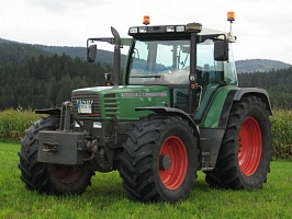   Fendt () Favorit 515 C