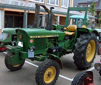   JOHN DEERE ( ) 1120