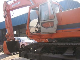   Daewoo () S400LC-III Excavator