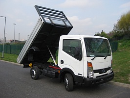   Nissan () Cabstar