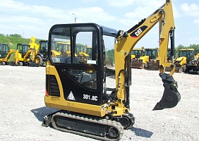   Caterpillar () 301.8C