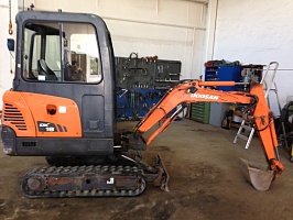   DOOSAN DX18 Mini Excavator