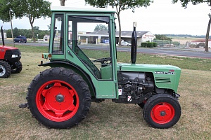   Fendt () Farmer 203