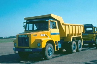   SCANIA () 145