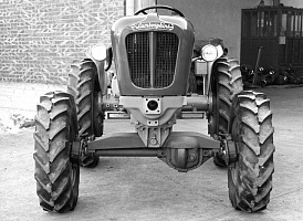   LAMBORGHINI TRACTOR R613 DT