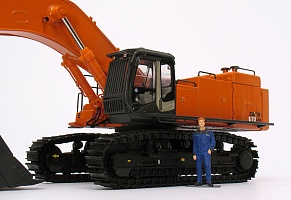   Hitachi () ZX870LCH-3