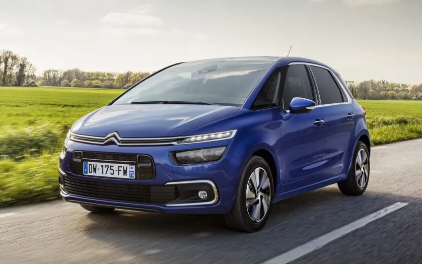 Обновилась модель Citroen C4 Picasso и Grand C4 Picasso Обновилась модель Citroen C4 Picasso и Grand C4 Picasso