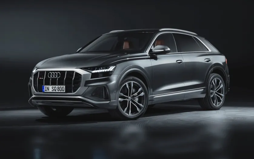 Audi SQ8  -   