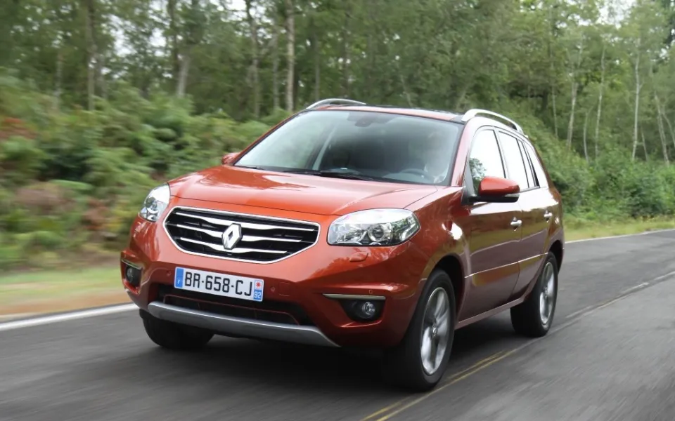 Renault Koleo нового поколения поступил на российский рынок Renault Koleo нового поколения поступил на российский рынок